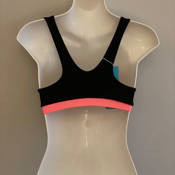 Beach Bunny Bikini Top - Picture 2 of 3